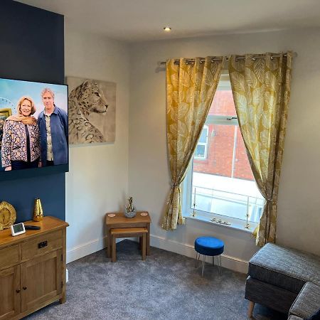 Luxury 2 Bed Apartment Great Location Stoke-on-Trent Екстер'єр фото