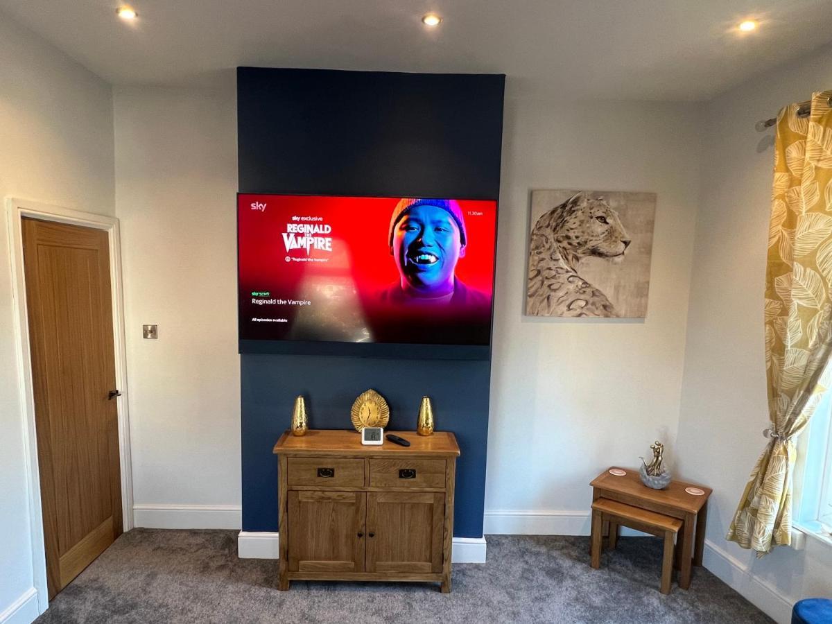 Luxury 2 Bed Apartment Great Location Stoke-on-Trent Екстер'єр фото