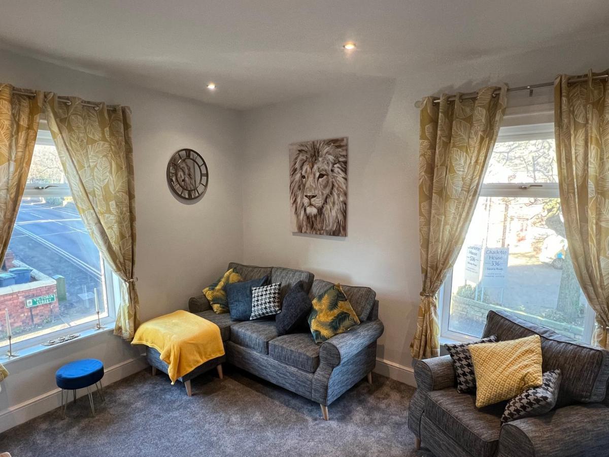 Luxury 2 Bed Apartment Great Location Stoke-on-Trent Екстер'єр фото