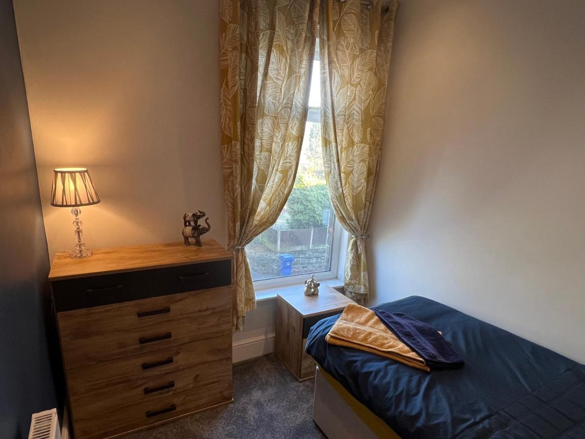 Luxury 2 Bed Apartment Great Location Stoke-on-Trent Екстер'єр фото