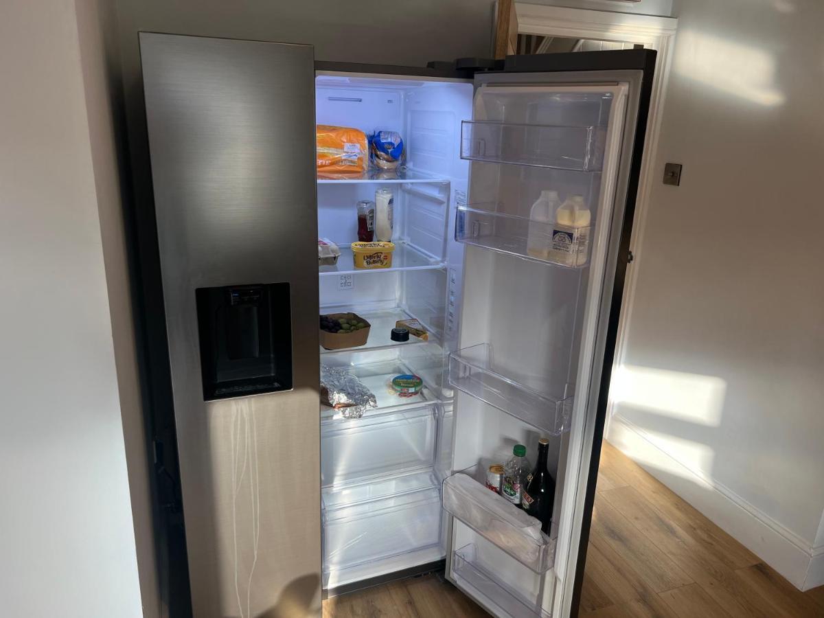 Luxury 2 Bed Apartment Great Location Stoke-on-Trent Екстер'єр фото