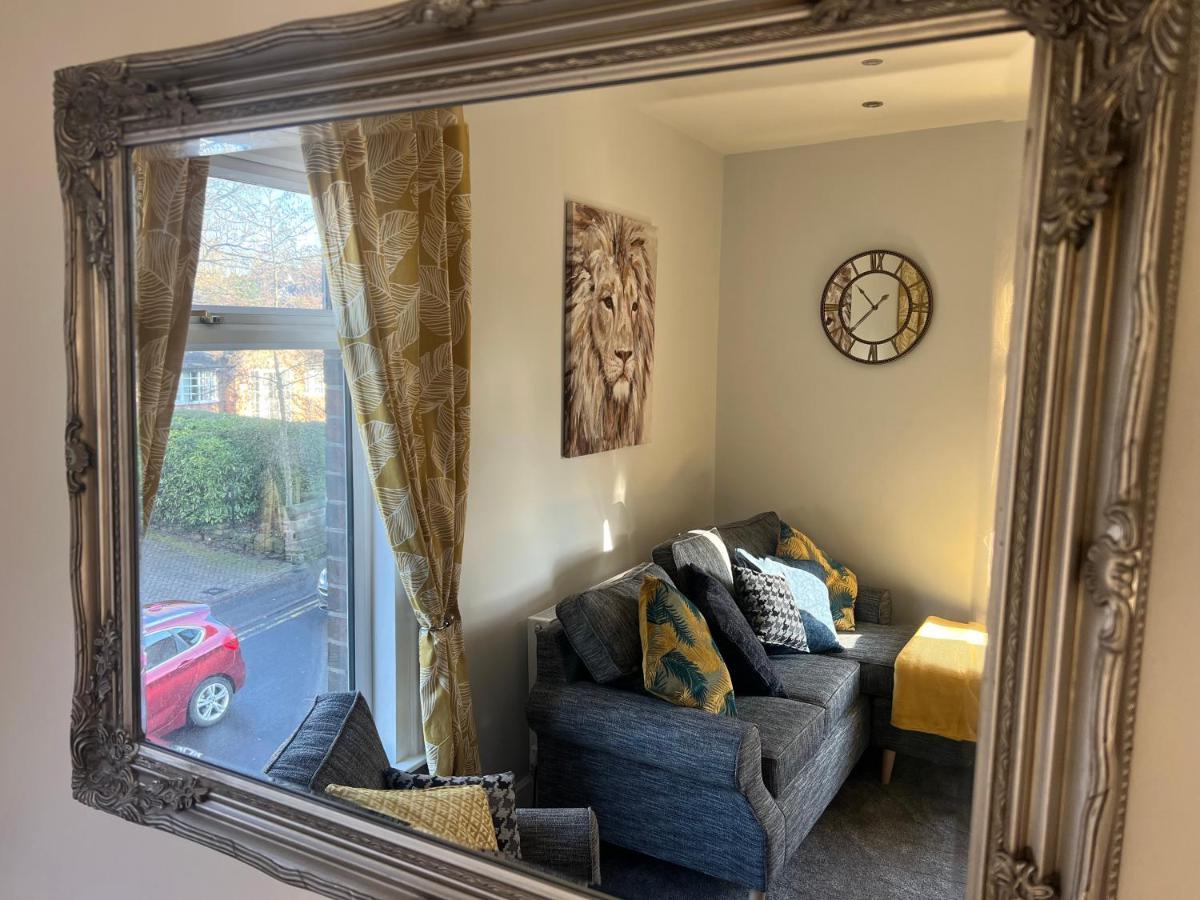 Luxury 2 Bed Apartment Great Location Stoke-on-Trent Екстер'єр фото